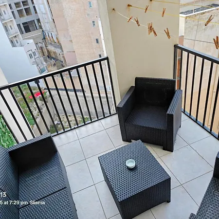 Beautiful 3 Bed Rm Apartment Close To Sea And Best Of Sliema Exterior photo
